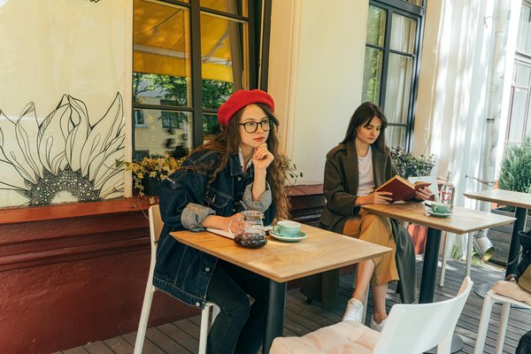 Top jouets en bois essentiels pour stimuler le développement des enfants