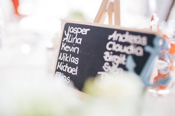 Sur msn : prénoms originaux et moqueries, un lourd héritage